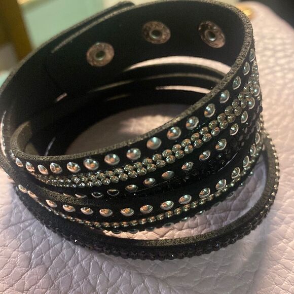 Black Faux Suede Rhinestone Wrap Bracelet - Picture 3 of 4